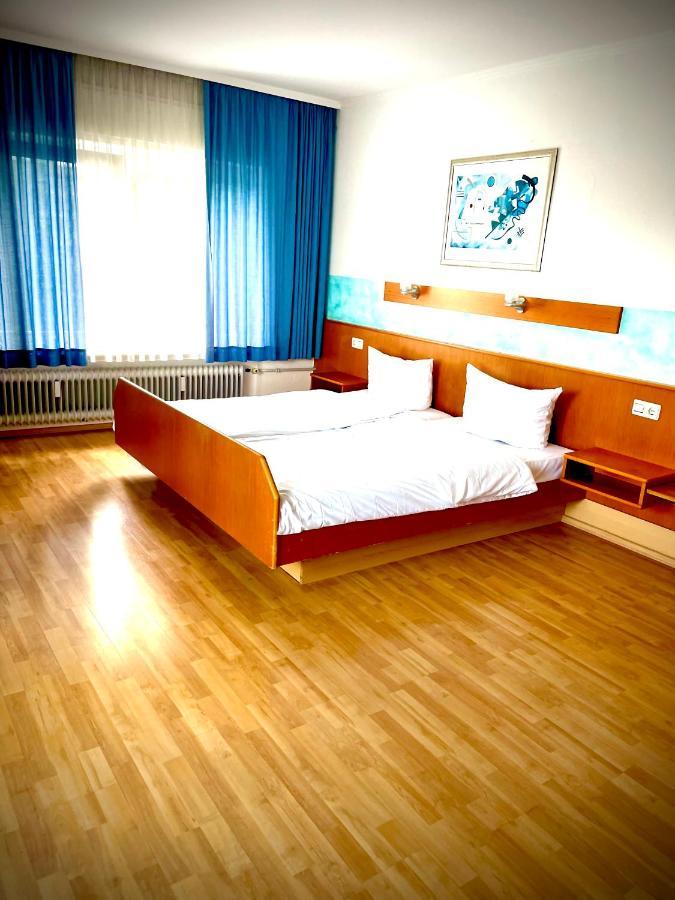 Mc Hotel Karlsruhe Ngoại thất bức ảnh